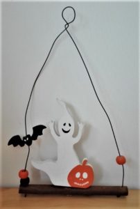 halloween-szellemes-dekoracio
